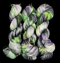 Load image into Gallery viewer, Witches Brew: 75/25 Merino/Nylon / DK