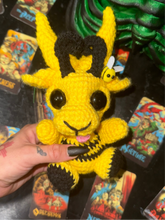 Load image into Gallery viewer, Der-Bee Goat 🐝