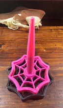 Load image into Gallery viewer, Dual Colored Spiderweb Spinning Yarn Holder