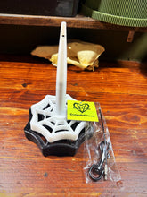 Load image into Gallery viewer, Travel/Stationary Spiderweb Spinning Yarn Holder