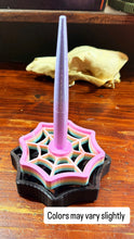 Load image into Gallery viewer, Dual Colored Spiderweb Spinning Yarn Holder