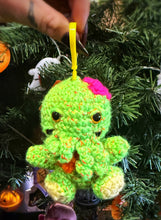 Load image into Gallery viewer, Neon Cthulhu Keychain