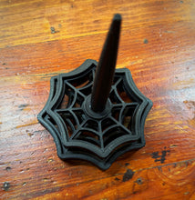 Load image into Gallery viewer, Spiderweb Spinning Yarn Holder