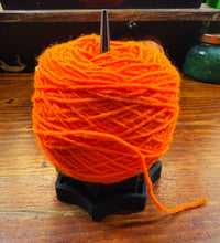 Load image into Gallery viewer, Spiderweb Spinning Yarn Holder
