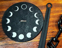 Load image into Gallery viewer, 🌙 Crescent Moon Yarn Wristlet Holder