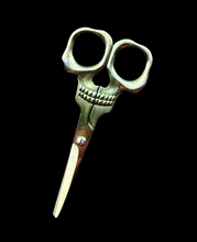 Load image into Gallery viewer, Skull Scissors
