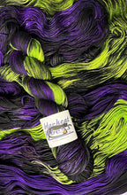 Load image into Gallery viewer, Frankie's Demise - Essential DK
