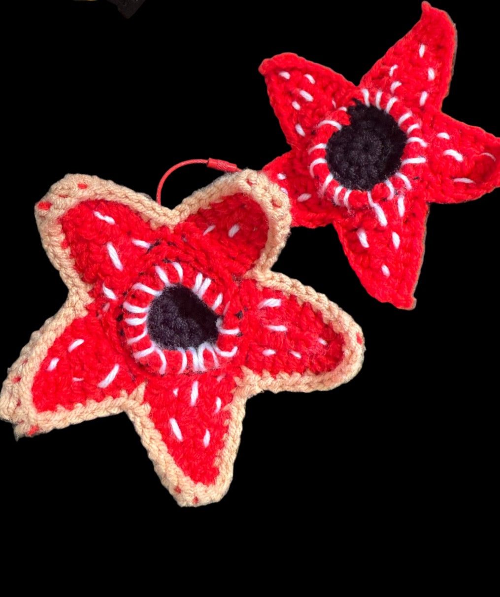 Demogorgon Crochet Keychain – Spooky Cute Mini Monster