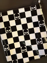 Load image into Gallery viewer, Ribcage Liner - Checker
