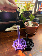 Load image into Gallery viewer, Travel/Stationary Spiderweb Spinning Yarn Holder
