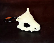 Load image into Gallery viewer, Cubone Keychain
